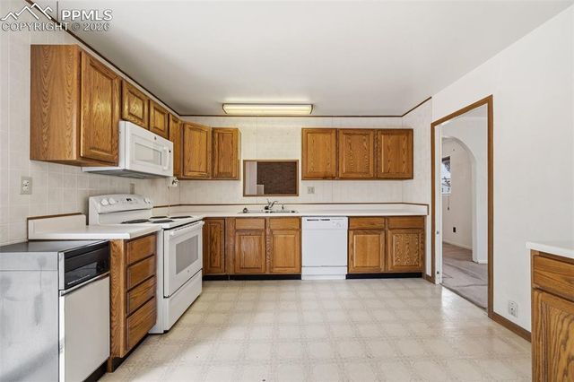 1003 Florence Avenue, Colorado Springs, CO 80905