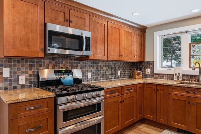 36 Myrtle Avenue, Newburyport, MA 01950