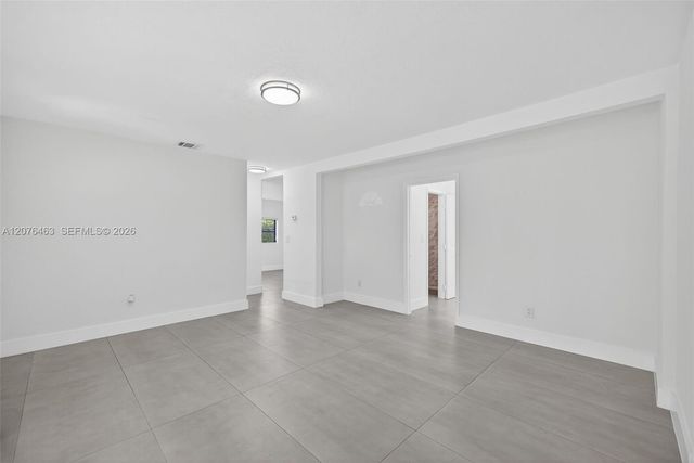 17150 NE 18th Avenue 17150, North Miami Beach, FL 33162