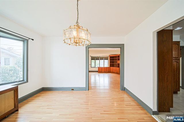 709 Kingsland Avenue, Ridgefield, NJ 07657