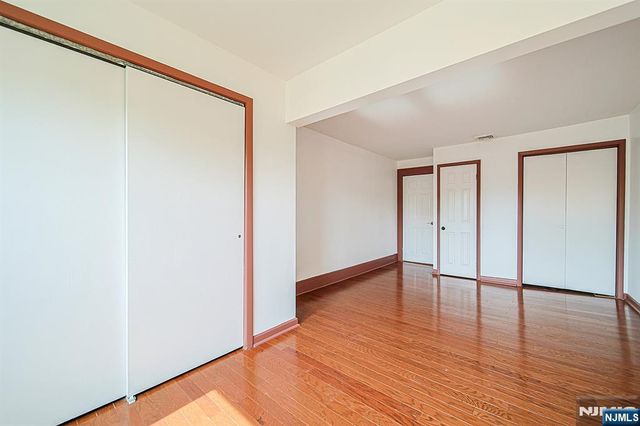 709 Kingsland Avenue, Ridgefield, NJ 07657