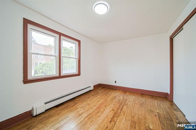 709 Kingsland Avenue, Ridgefield, NJ 07657