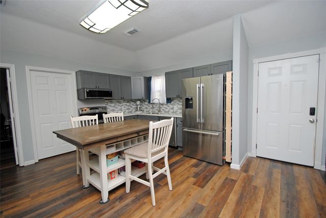 10820 Royal Magnolia Drive, Conroe, TX 77303