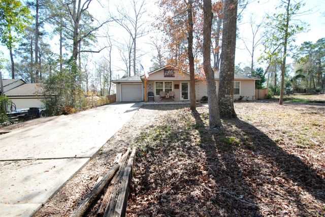 10820 Royal Magnolia Drive, Conroe, TX 77303