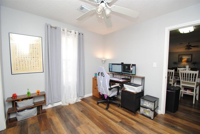 10820 Royal Magnolia Drive, Conroe, TX 77303