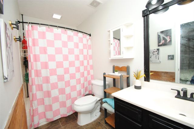 10820 Royal Magnolia Drive, Conroe, TX 77303