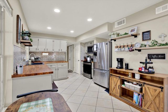 1509 FOGGY RIDGE PARKWAY, Lutz, FL 33559