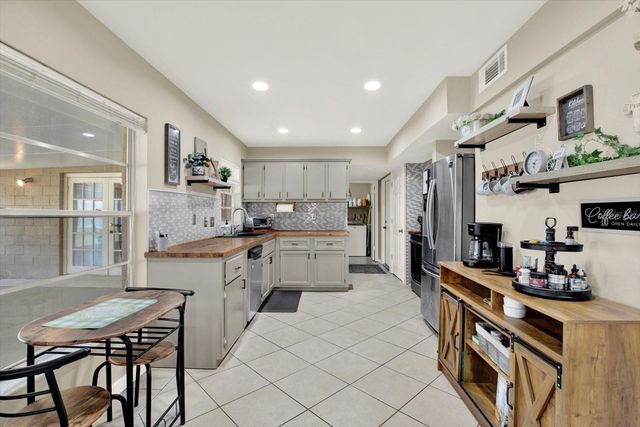 1509 FOGGY RIDGE PARKWAY, Lutz, FL 33559