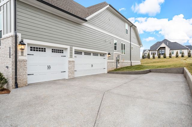 7295 Woodruff Dr, Fairview, TN 37062