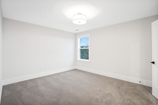 7295 Woodruff Dr, Fairview, TN 37062