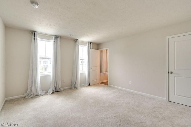 221 River Run Drive, Elyria, OH 44035