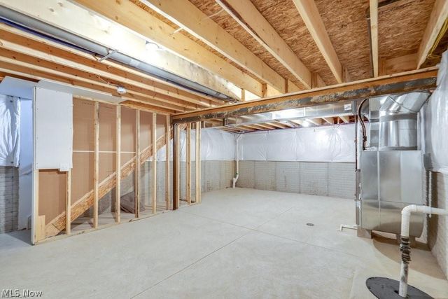221 River Run Drive, Elyria, OH 44035