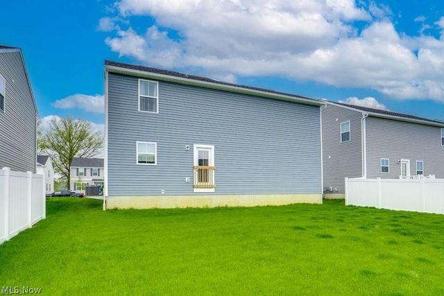 221 River Run Drive, Elyria, OH 44035