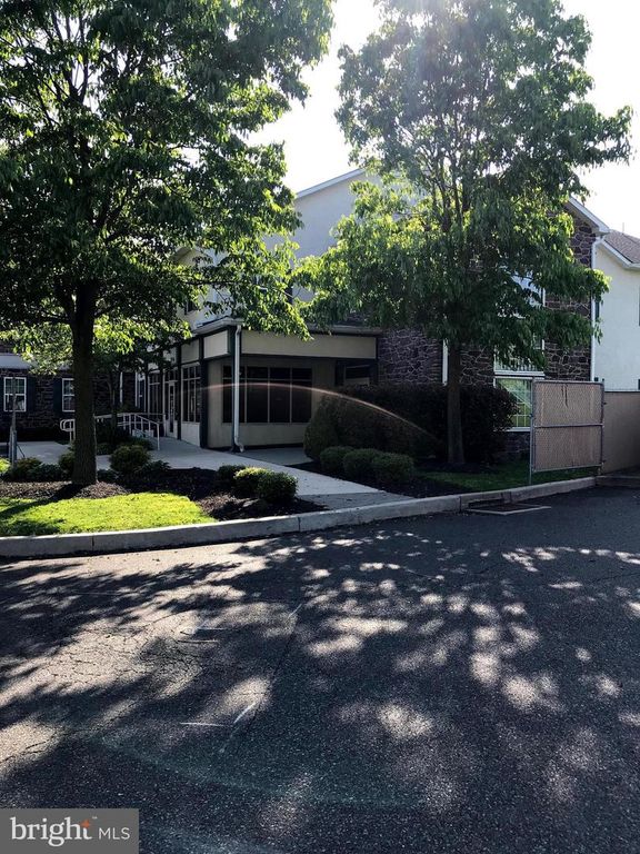 296 W RIDGE PIKE #204, ROYERSFORD, PA 19468 — photo 3
