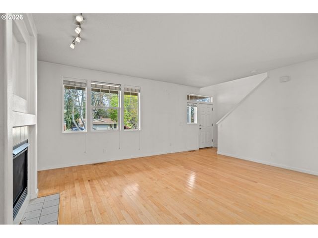 1551 Ne 103RD Ave, Hillsboro, OR 97006