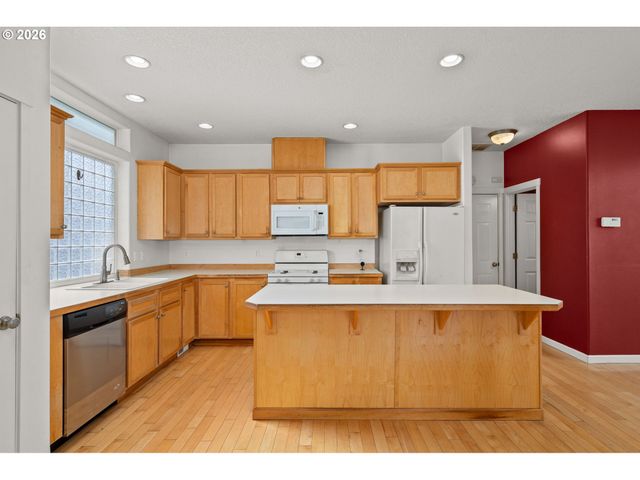 1551 Ne 103RD Ave, Hillsboro, OR 97006