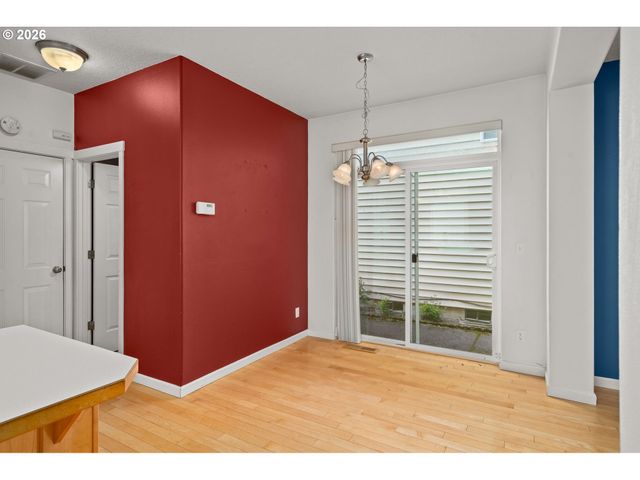 1551 Ne 103RD Ave, Hillsboro, OR 97006