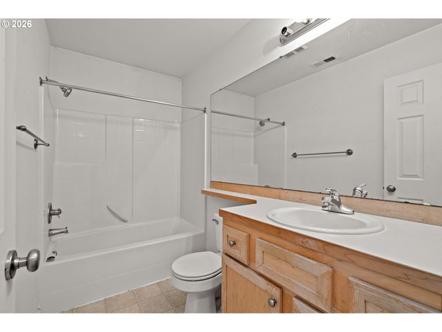 1551 Ne 103RD Ave, Hillsboro, OR 97006