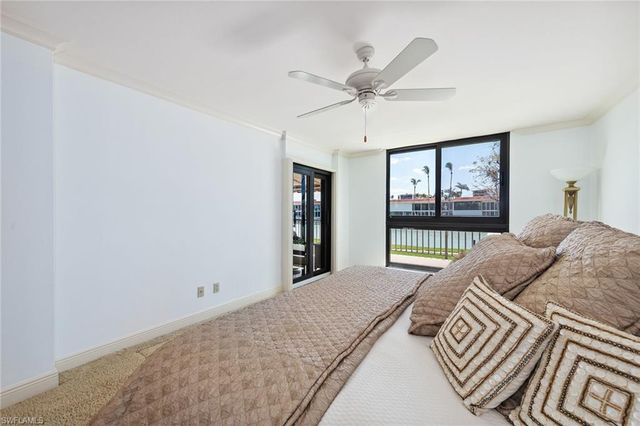 2310 Gulf Shore BLVD N 112, Naples, FL 34103