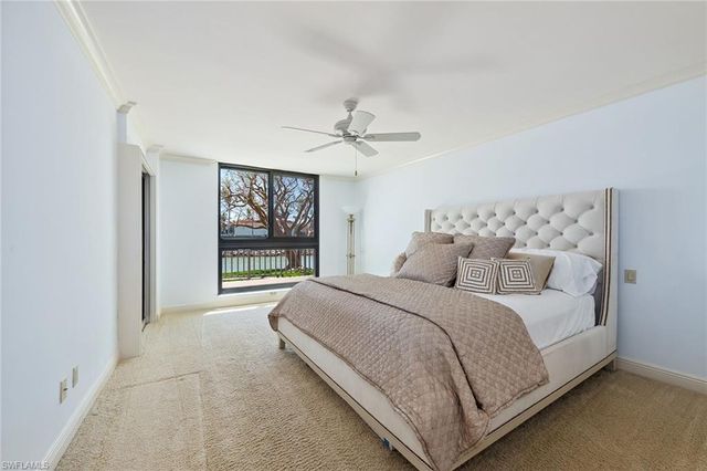 2310 Gulf Shore BLVD N 112, Naples, FL 34103