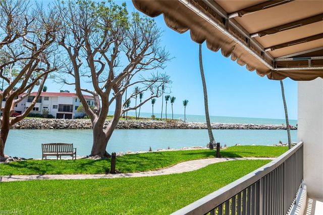 2310 Gulf Shore BLVD N 112, Naples, FL 34103