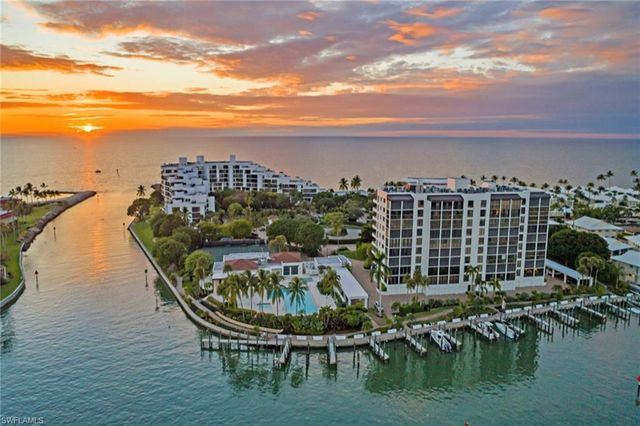 2310 Gulf Shore BLVD N 112, Naples, FL 34103