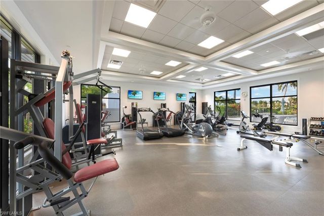 2310 Gulf Shore BLVD N 112, Naples, FL 34103