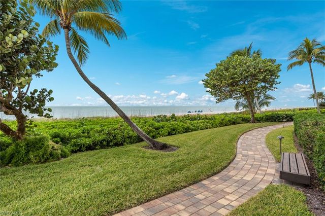 2310 Gulf Shore BLVD N 112, Naples, FL 34103
