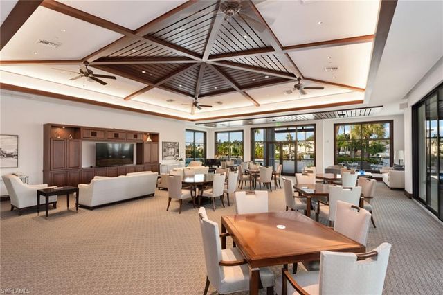2310 Gulf Shore BLVD N 112, Naples, FL 34103