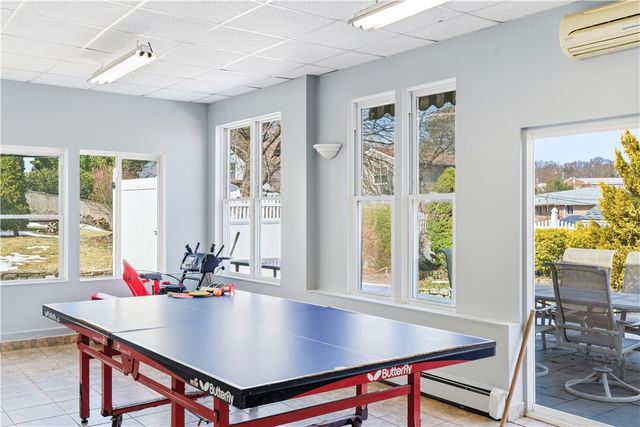 928 Admiral Street, Providence, RI 02904