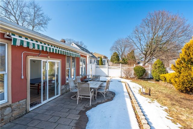 928 Admiral Street, Providence, RI 02904