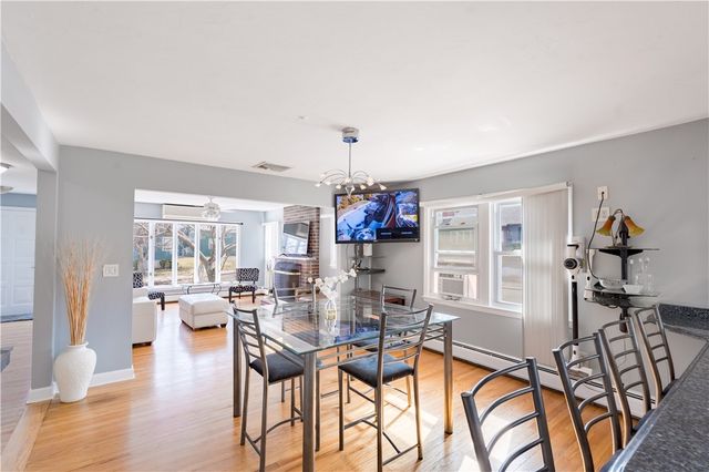 928 Admiral Street, Providence, RI 02904