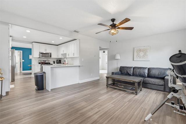 4718 22ND STREET N, St Petersburg, FL 33714