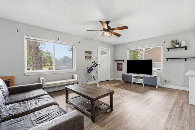 4718 22ND STREET N, St Petersburg, FL 33714