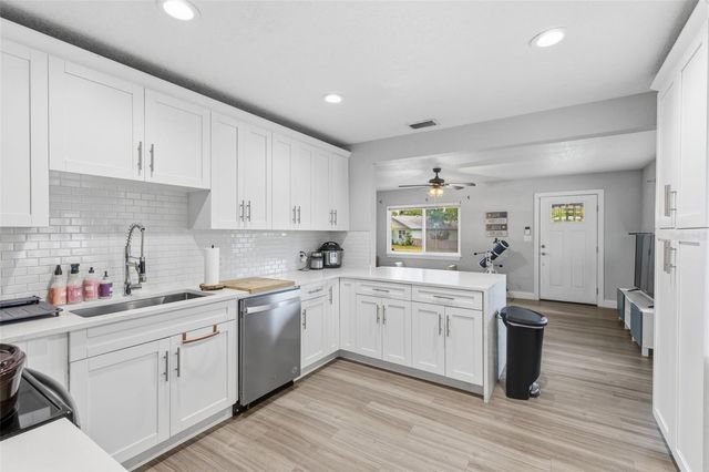 4718 22ND STREET N, St Petersburg, FL 33714