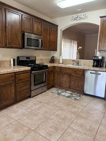 2835 Orly, Lincoln, CA 95648