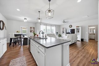 173 Sanders Rd, Macon, GA 31210