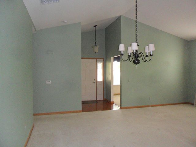 678 Cadillac Circle, Romeoville, IL 60446