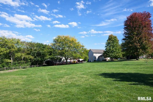 10423 N TRAILS EDGE Drive, Peoria, IL 61615