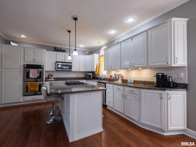 10423 N TRAILS EDGE Drive, Peoria, IL 61615