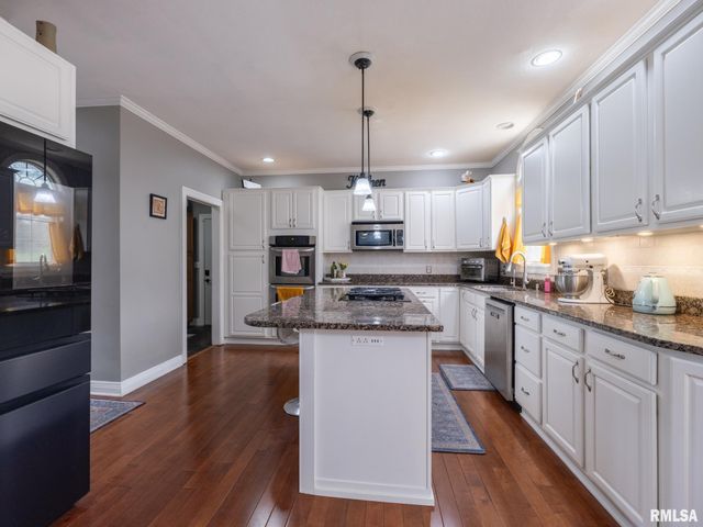 10423 N TRAILS EDGE Drive, Peoria, IL 61615