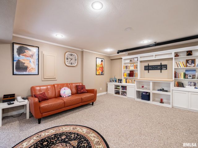 10423 N TRAILS EDGE Drive, Peoria, IL 61615
