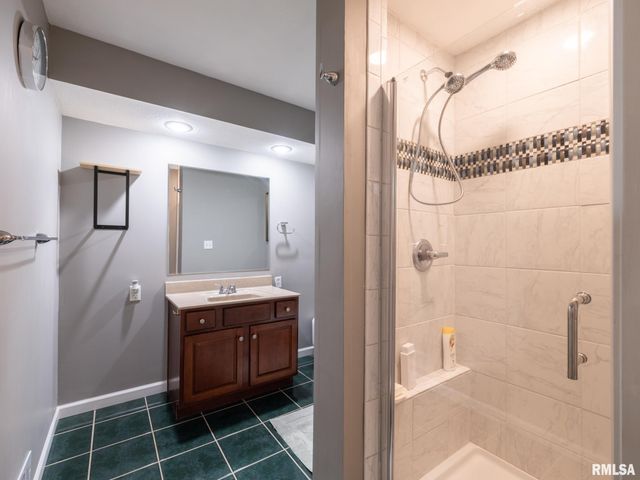10423 N TRAILS EDGE Drive, Peoria, IL 61615