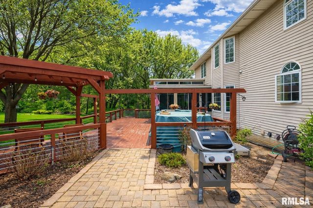 10423 N TRAILS EDGE Drive, Peoria, IL 61615