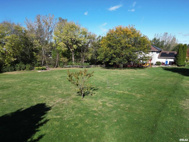 10423 N TRAILS EDGE Drive, Peoria, IL 61615