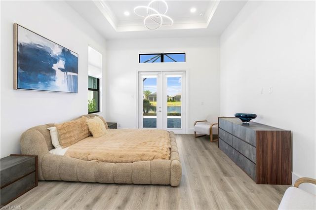 9675 Moonflower CT, Naples, FL 34110