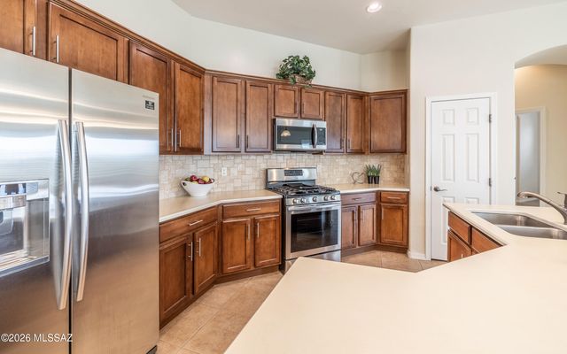 12648 N New Reflection Drive, Marana, AZ 85658