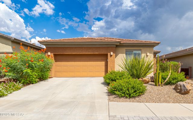 12648 N New Reflection Drive, Marana, AZ 85658