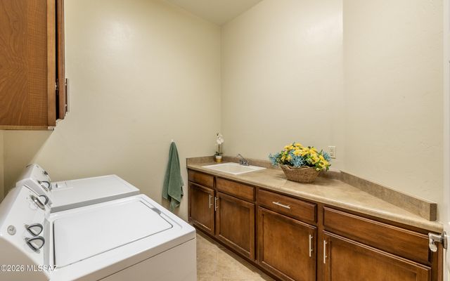 12648 N New Reflection Drive, Marana, AZ 85658