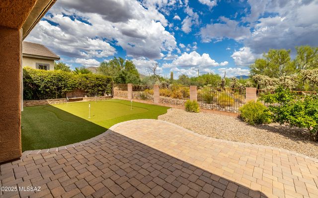 12648 N New Reflection Drive, Marana, AZ 85658